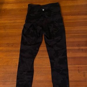 Lululemon camo leggings
